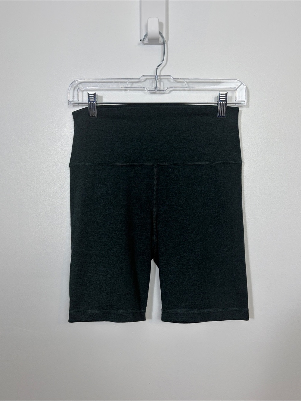 Quince Dark Green Women’s Medium High Waist Pull On Biker Shorts Stretch